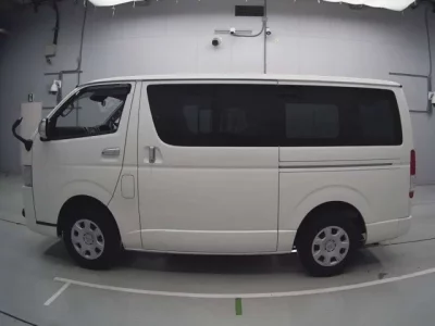 Toyota REGIUS ACE VAN