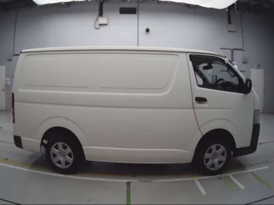 Toyota REGIUS ACE VAN
