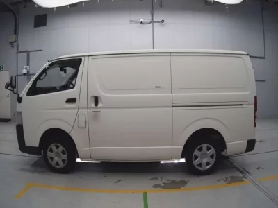 Toyota REGIUS ACE VAN