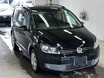 Volkswagen GOLF TOURAN