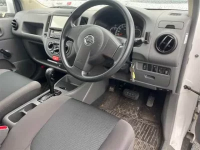 Nissan AD