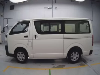 Toyota REGIUS ACE VAN