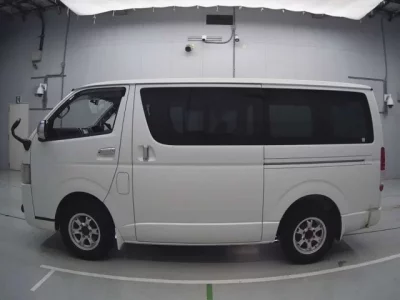 Toyota REGIUS ACE VAN
