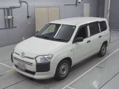 Toyota SUCCEED