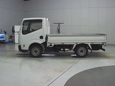 Nissan ATLAS