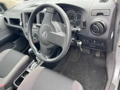 Nissan AD