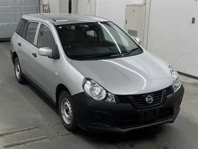 Nissan AD