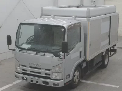 Isuzu ELF