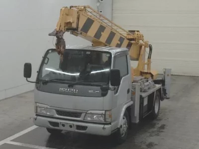 Isuzu ELF