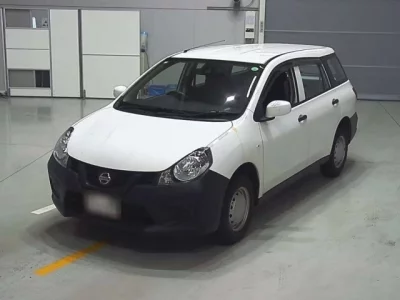 Nissan AD