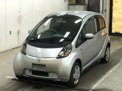 Mitsubishi I