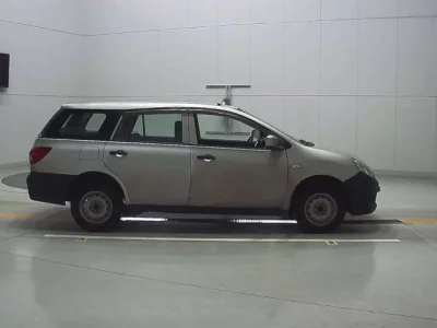 Nissan AD