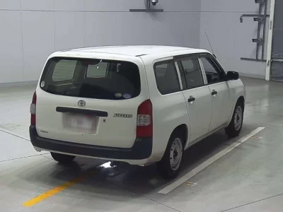 Toyota SUCCEED