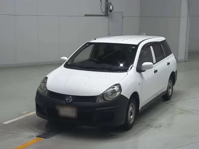 Nissan AD
