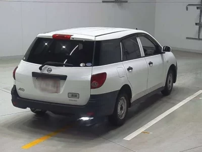 Nissan AD