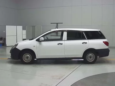 Nissan AD