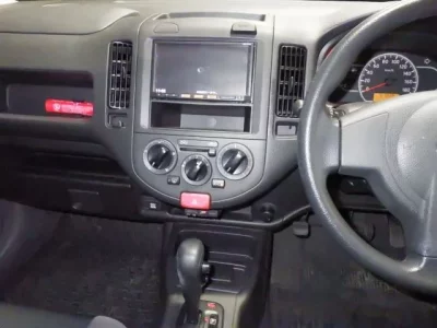 Nissan AD
