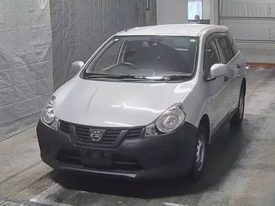 Nissan AD
