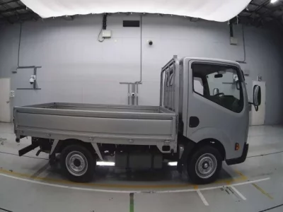 Nissan ATLAS