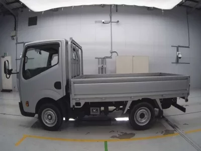 Nissan ATLAS