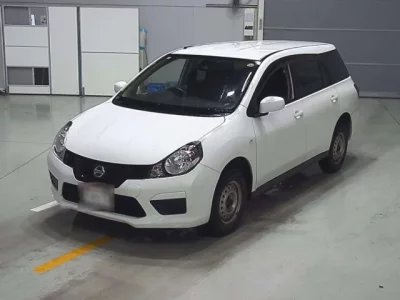 Nissan AD