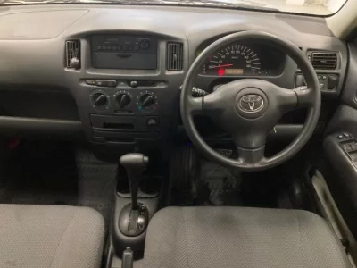 Toyota SUCCEED