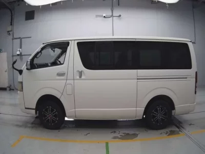 Toyota REGIUS ACE VAN
