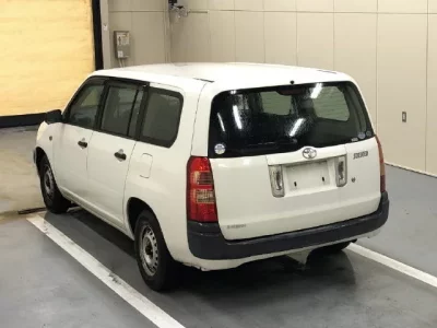 Toyota SUCCEED