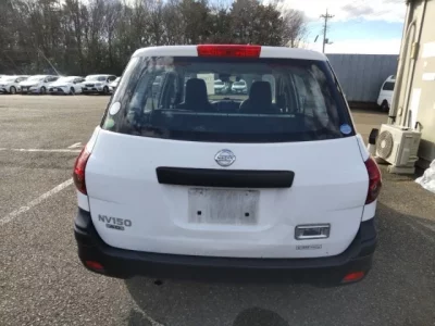 Nissan AD