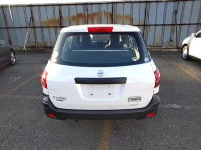 Nissan AD