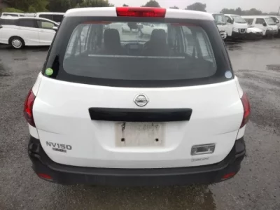 Nissan AD