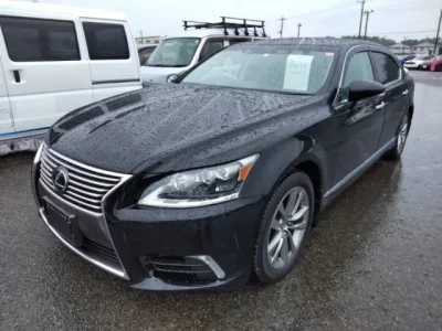 Lexus LS