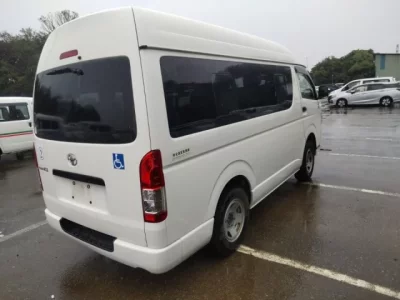 Toyota REGIUS ACE VAN