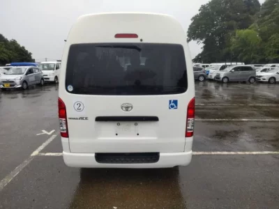 Toyota REGIUS ACE VAN