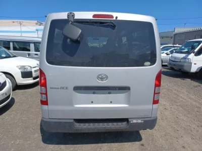 Toyota REGIUS ACE VAN