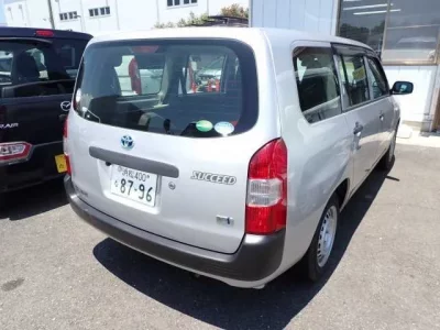 Toyota SUCCEED