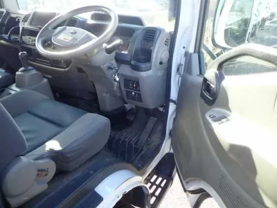 Nissan ATLAS