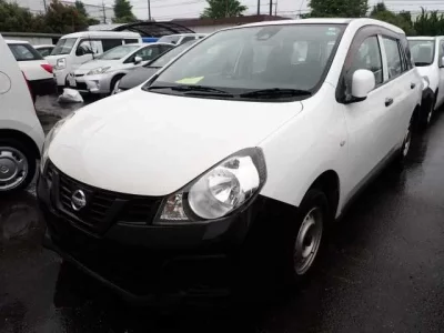 Nissan AD
