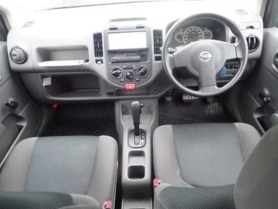 Nissan AD