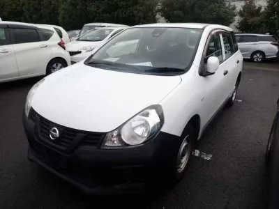 Nissan AD