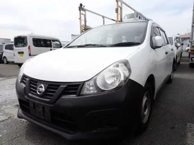 Nissan AD