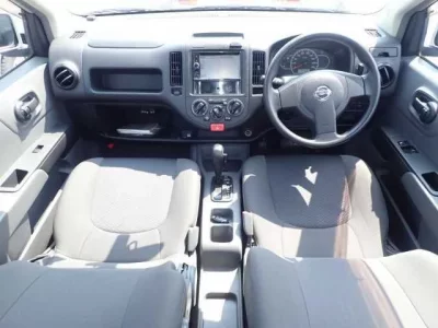 Nissan AD