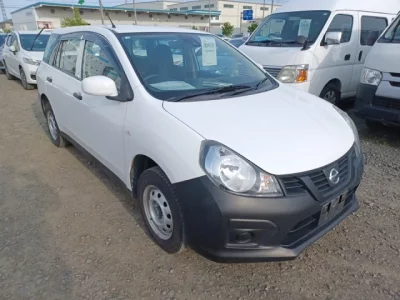Nissan AD