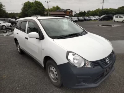 Nissan AD