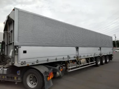 TRAILER TRAILER