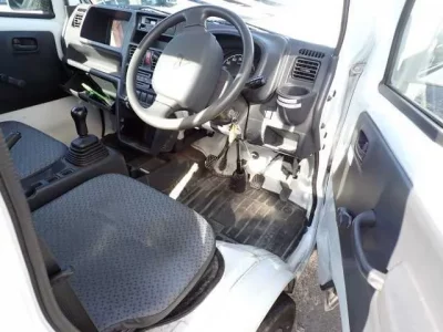 Mitsubishi MINICAB TRUCK