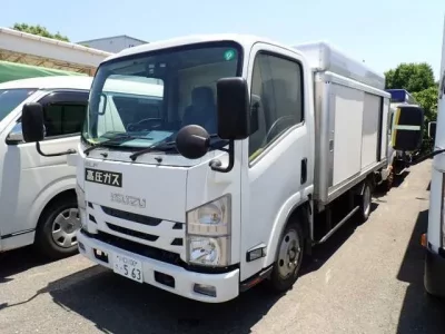 Isuzu ELF