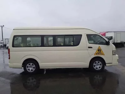 Toyota REGIUS ACE VAN