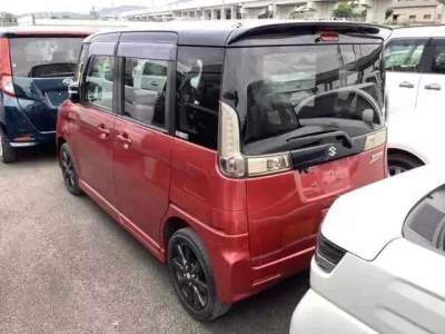 Suzuki SPACIA