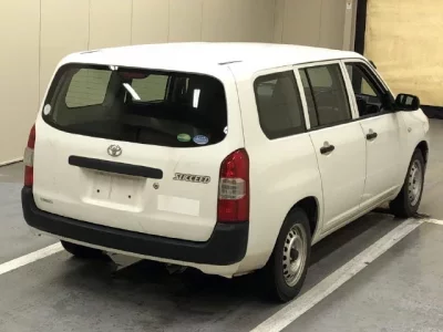 Toyota SUCCEED